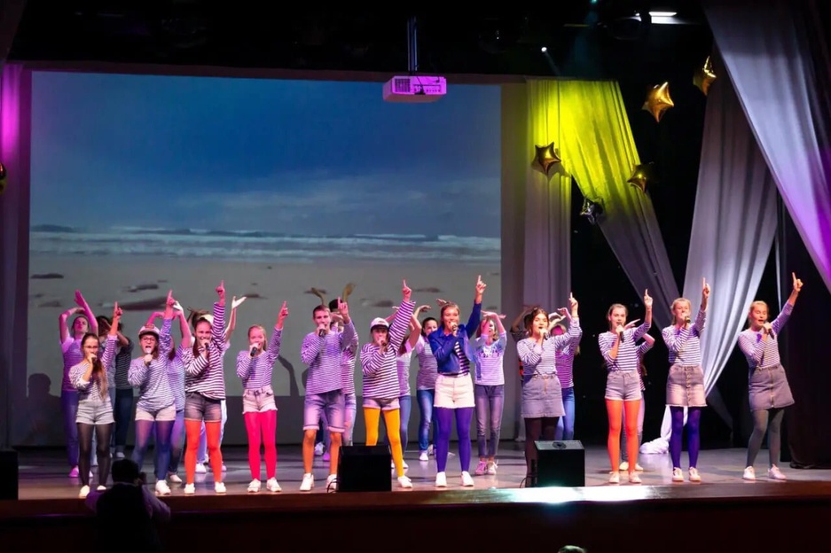 "Супер диско хит 80-х"